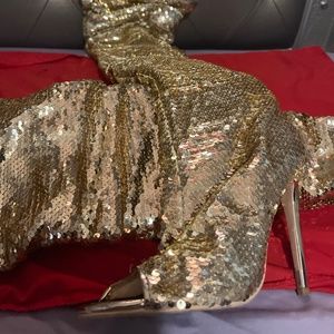 Sequins boots